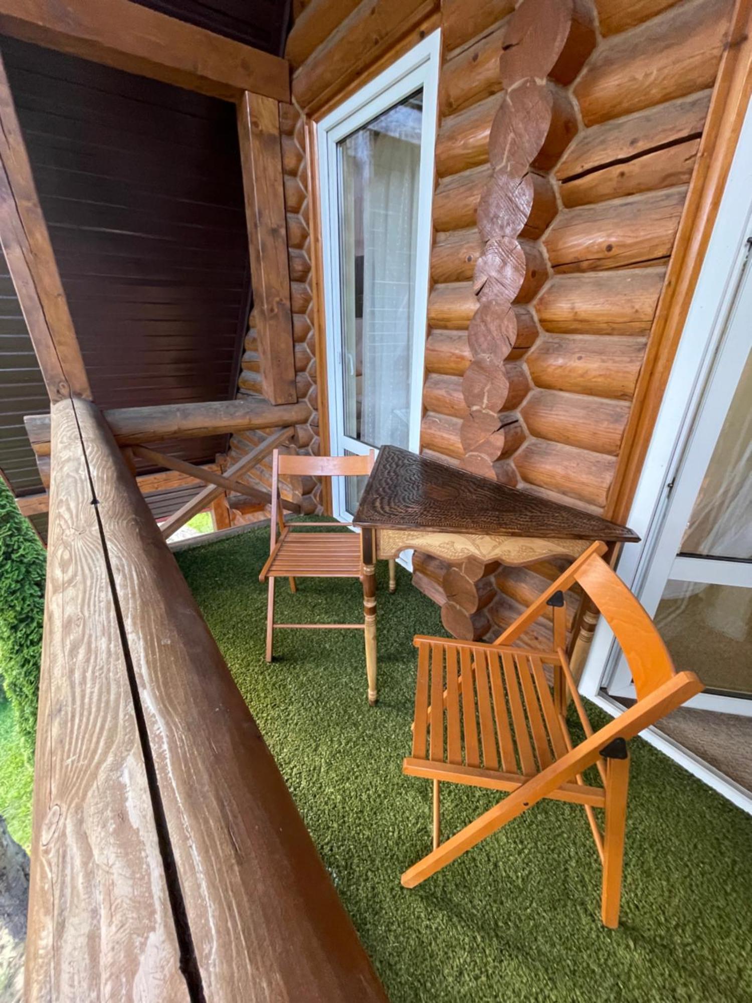 Bukovynskiy Zatyshok Chalet บูโคเวล ภายนอก รูปภาพ