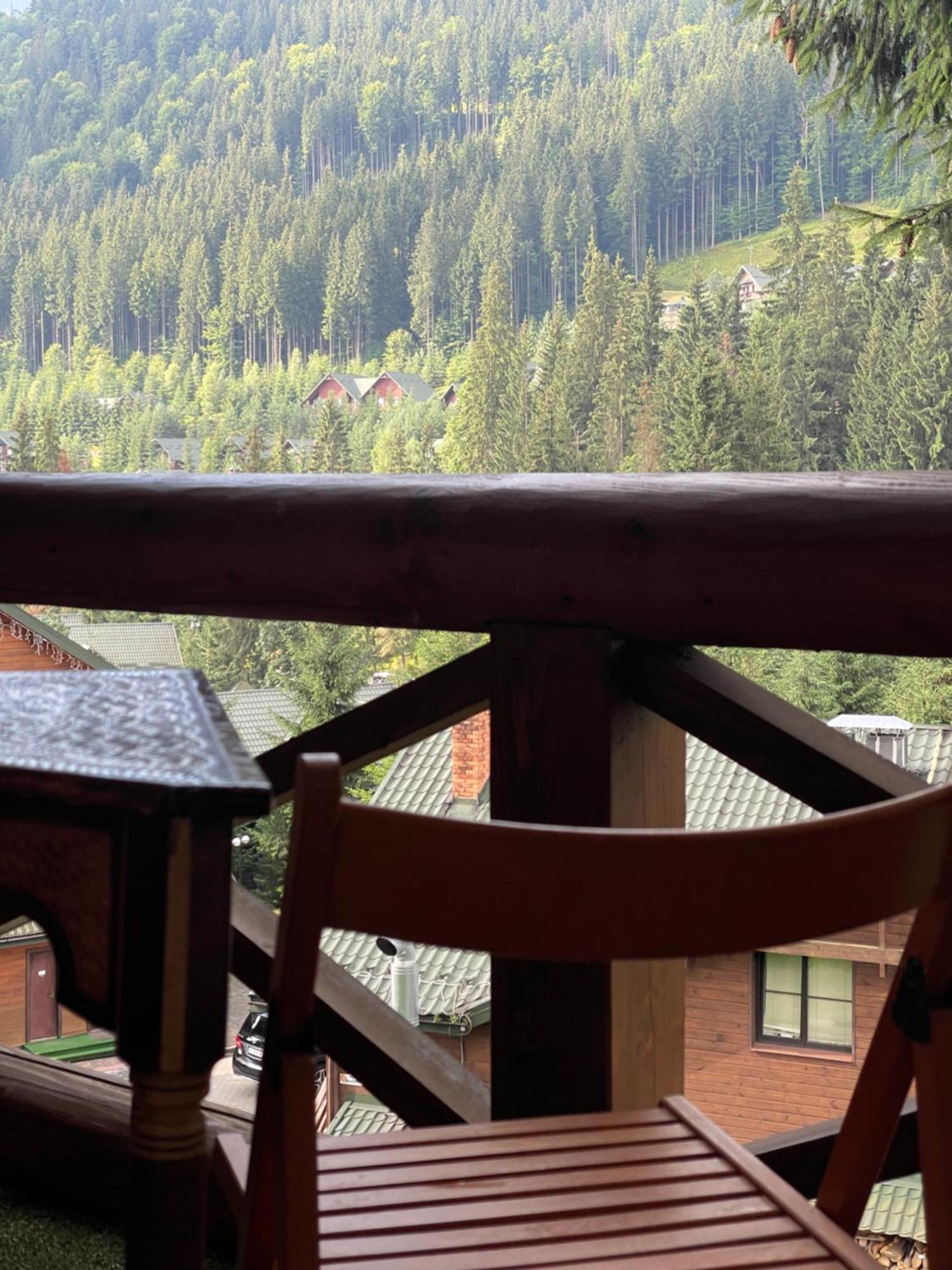 Bukovynskiy Zatyshok Chalet บูโคเวล ภายนอก รูปภาพ